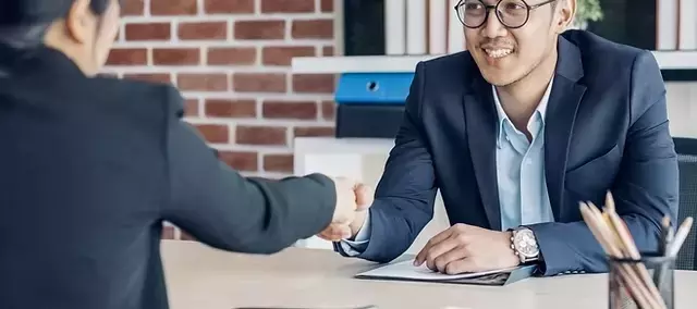 Study Abroad Application Services — A Neutral Exploration of Processes, Structures