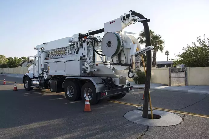 Pipe Cleaning Services — System Structure, Flow Mechanics, and Maintenance Principles
