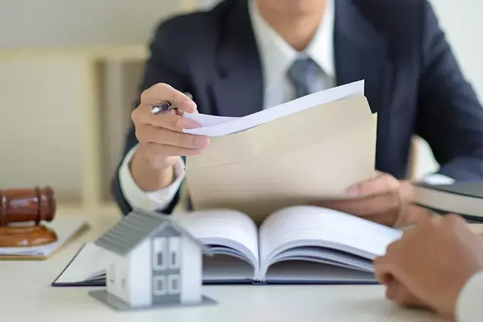 Conveyancing Solicitor in Australia: What They Do and Why You Might Need One